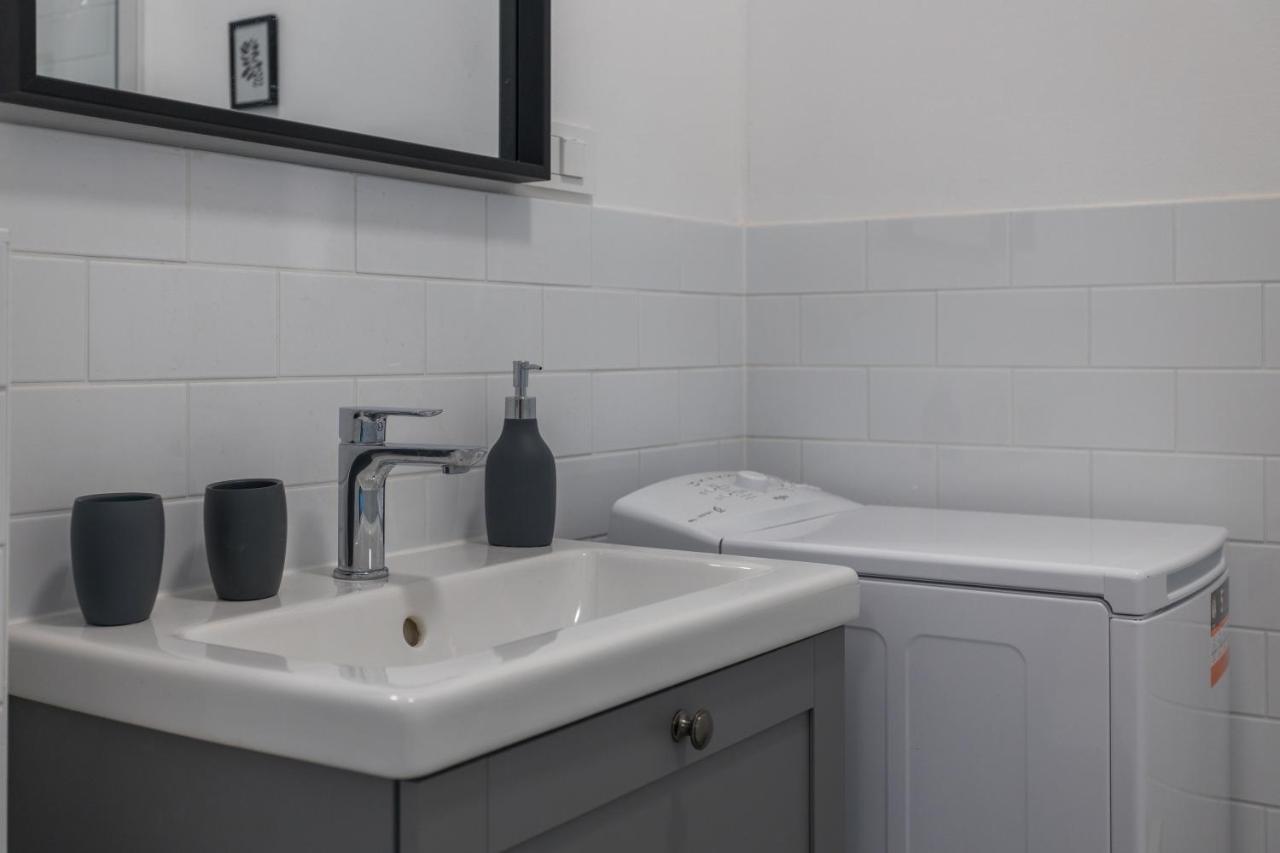 Bu2 Pula Studio Apartment Luaran gambar