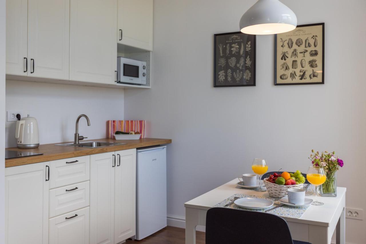 Bu2 Pula Studio Apartment Luaran gambar